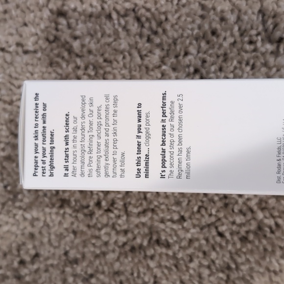 Rodan + Fields Redefine Toner - Picture 5 of 5